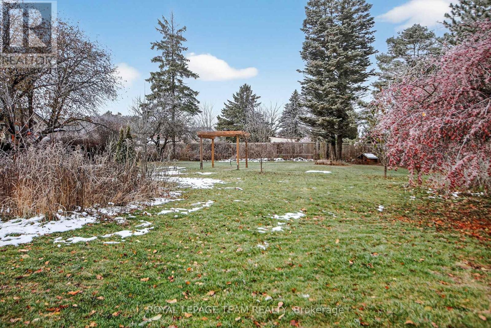 401 Clothier Street W, North Grenville, Ontario  K0G 1J0 - Photo 3 - X12569408