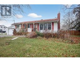 401 CLOTHIER STREET W