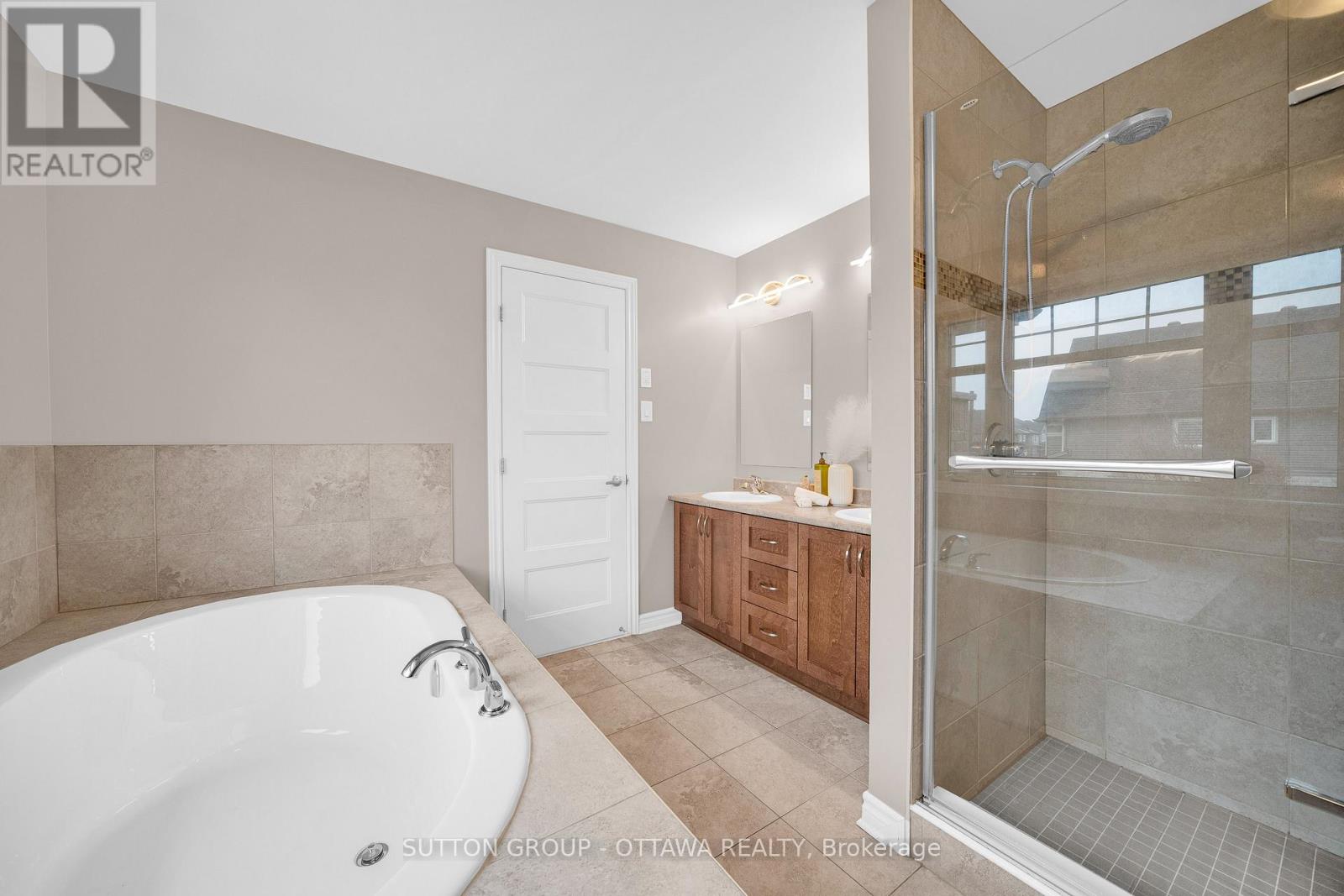 412 Odessa Way, Ottawa, Ontario  K2J 5X7 - Photo 27 - X12569446