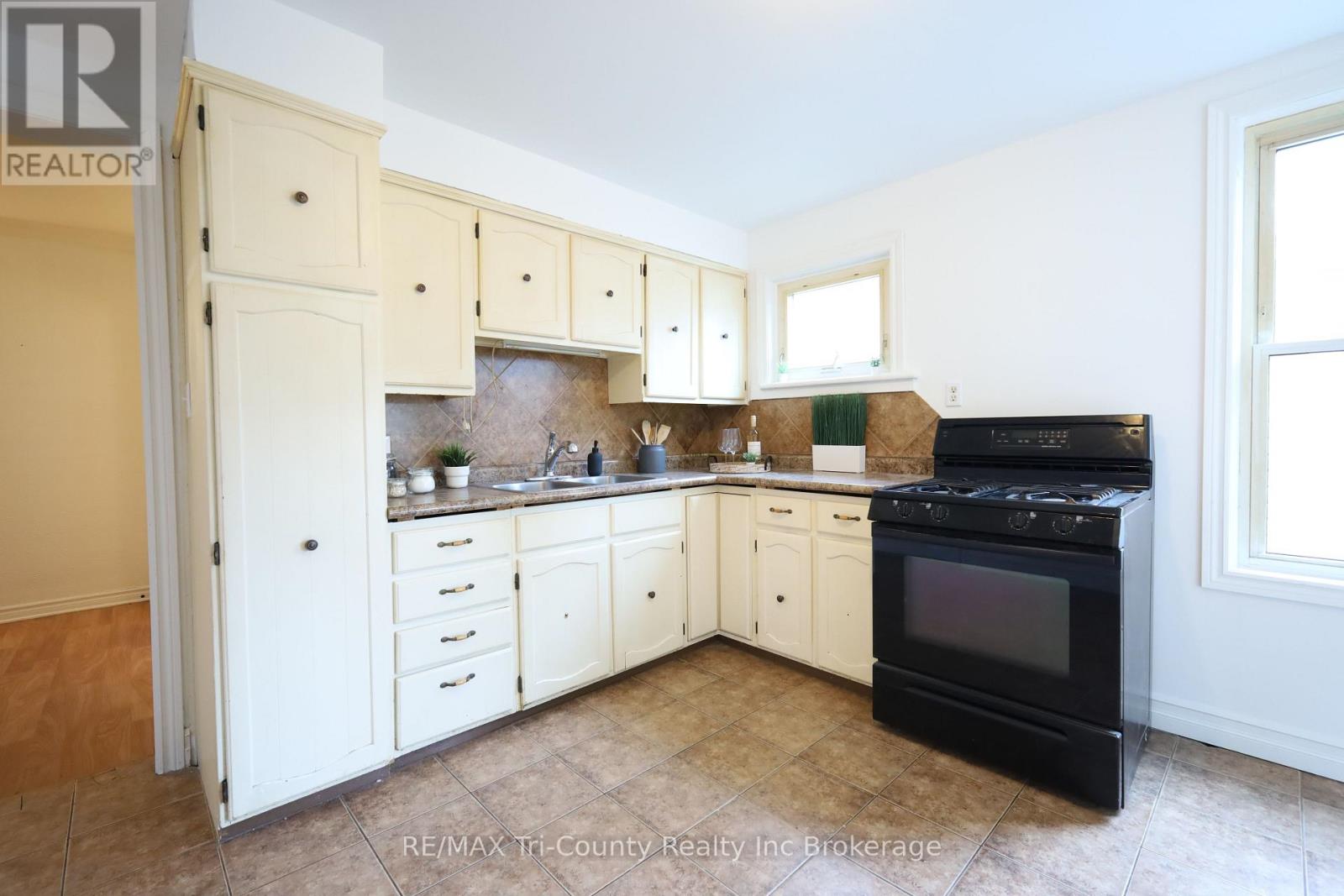 60 Manitoba Street, St. Thomas, Ontario  N5P 3A4 - Photo 16 - X12569442