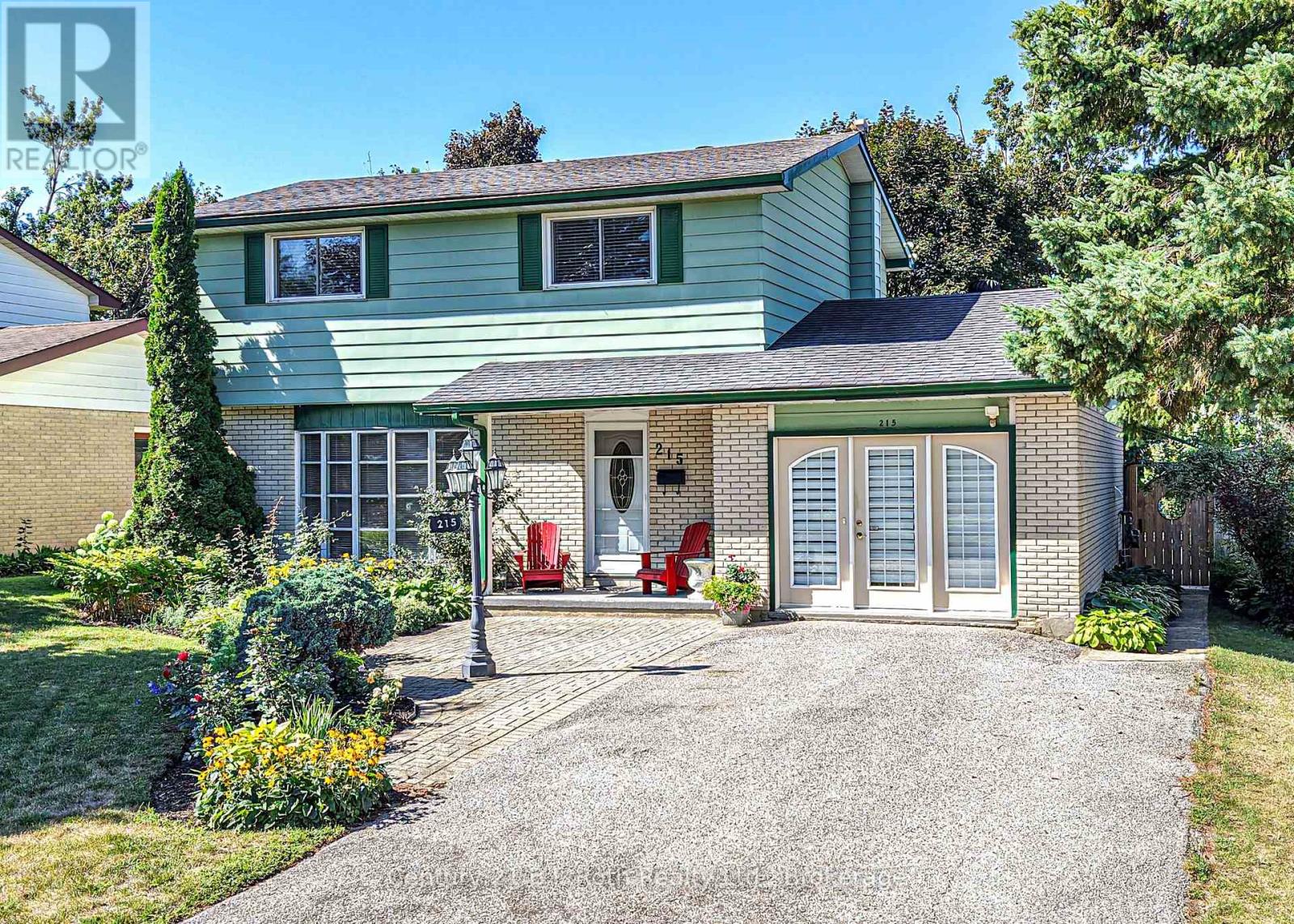 215 Park Street, Orillia, Ontario  L3V 5V7 - Photo 1 - S12569406