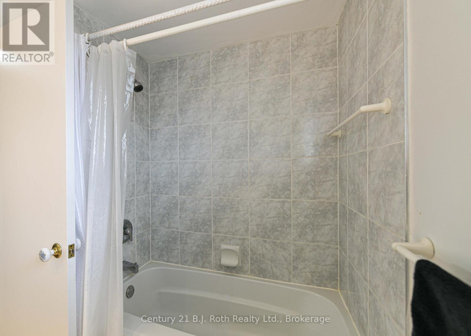 215 Park Street, Orillia, Ontario  L3V 5V7 - Photo 30 - S12569406