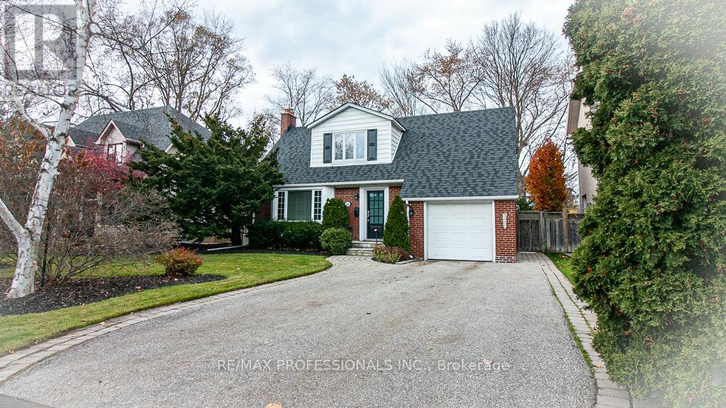 44 Robin Hood Road, Toronto, Ontario M9A 2W8 - Photo 35 - W12542488