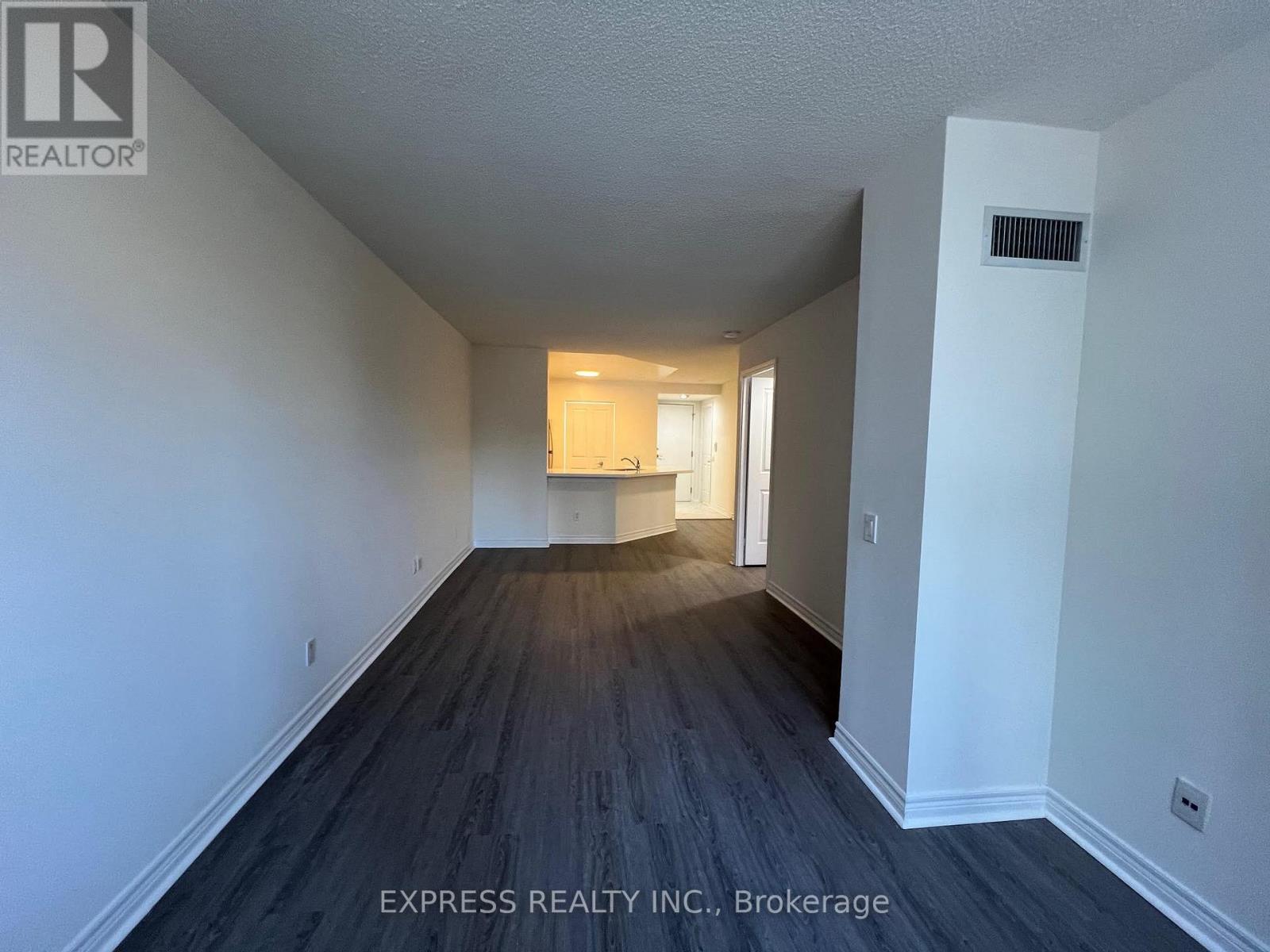 610 - 152 St. Patrick Street, Toronto, Ontario  M5T 3J9 - Photo 3 - C12569416