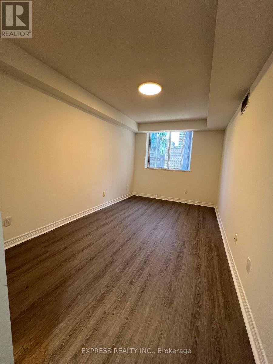 610 - 152 St. Patrick Street, Toronto, Ontario  M5T 3J9 - Photo 4 - C12569416