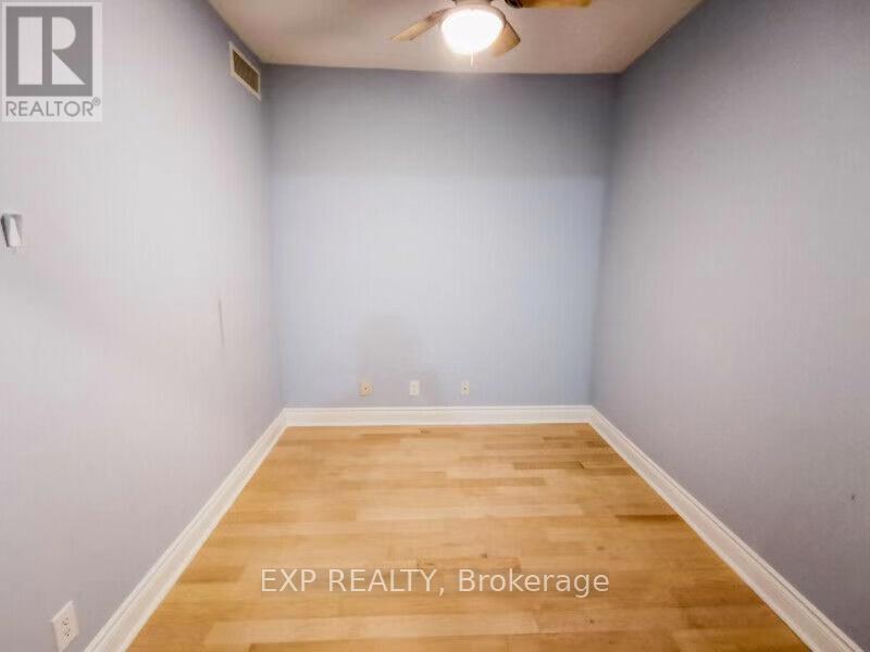 619 - 10 Delisle Avenue, Toronto, Ontario  M4V 3C6 - Photo 14 - C12569430