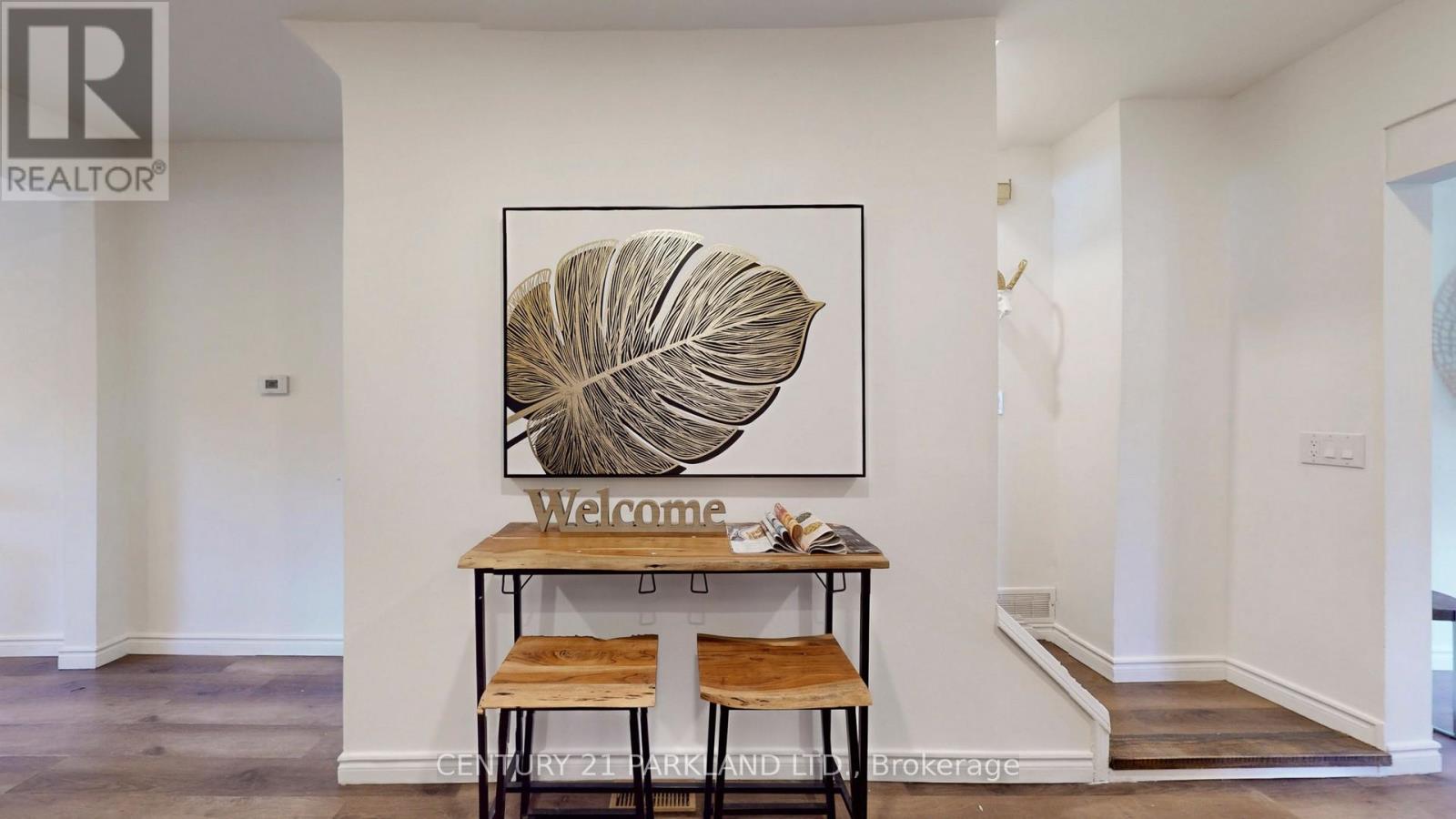 737 Manning Avenue, Toronto, Ontario  M6G 2W5 - Photo 11 - C12569434