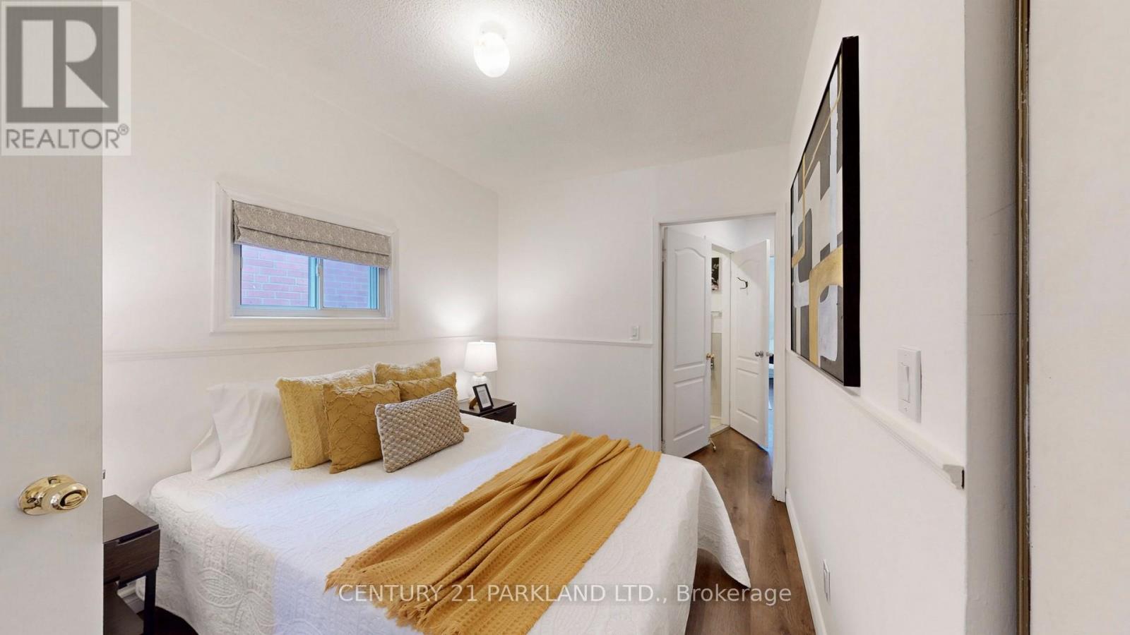 737 Manning Avenue, Toronto, Ontario  M6G 2W5 - Photo 19 - C12569434