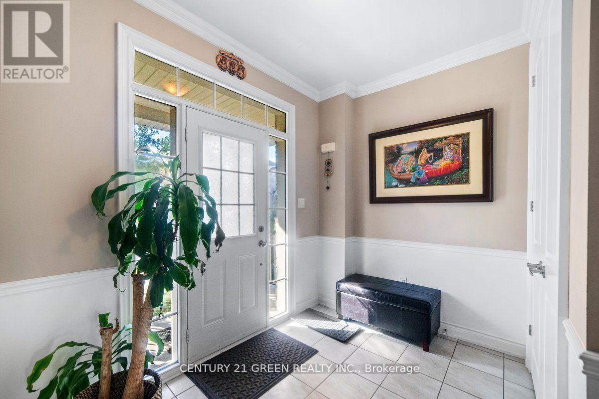 9 Coates Of Arms Lane N, Ajax, Ontario  L1T 3S2 - Photo 18 - E12569414