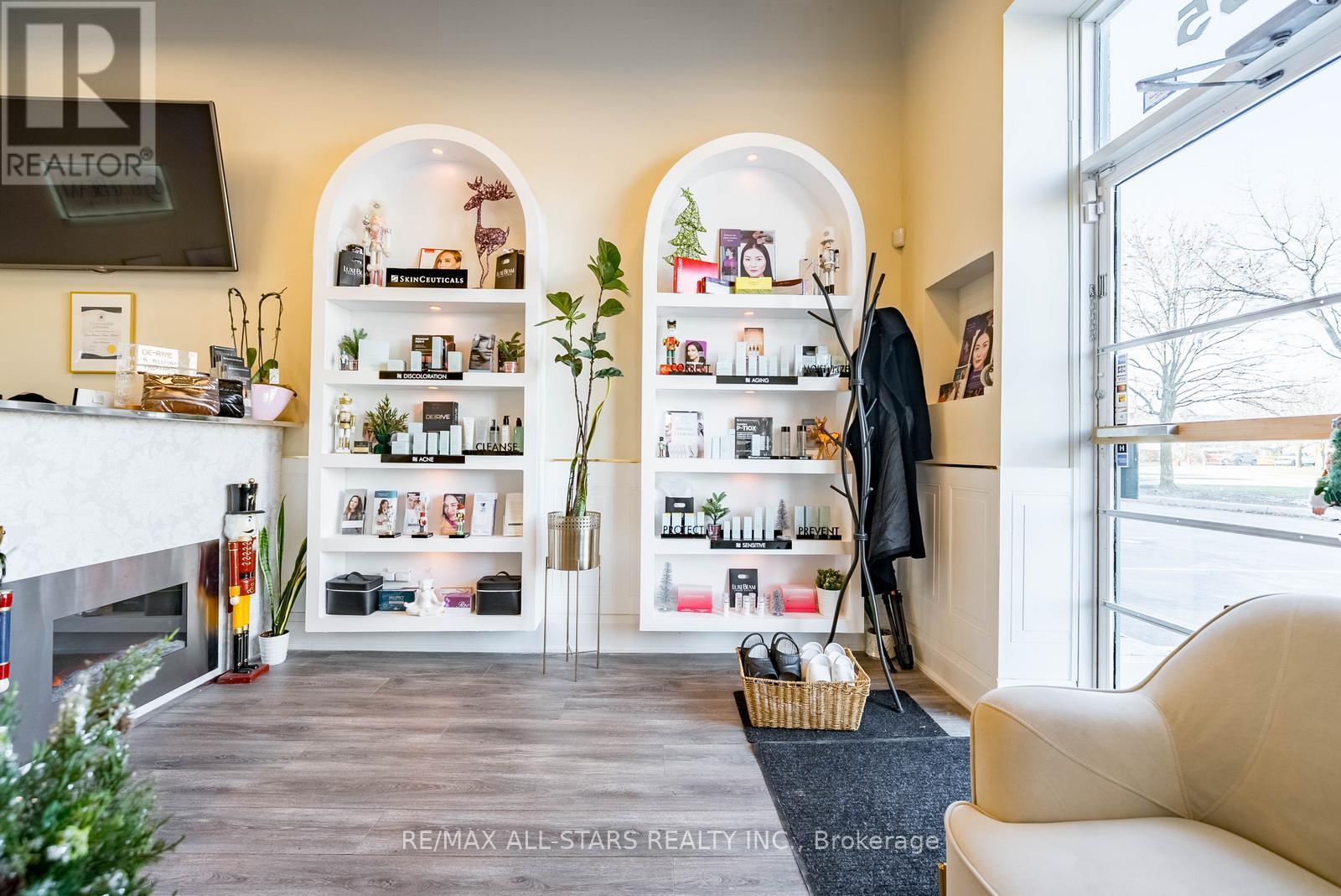 35 - 86 Ringwood Drive, Whitchurch-Stouffville, Ontario  L4A 1C3 - Photo 6 - N12569412