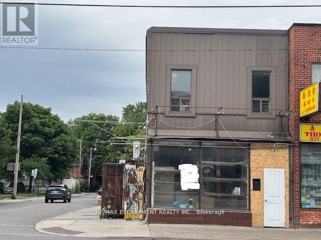 673 Gerrard Street E, Toronto, Ontario  M4M 1Y2 - Photo 5 - E12347637