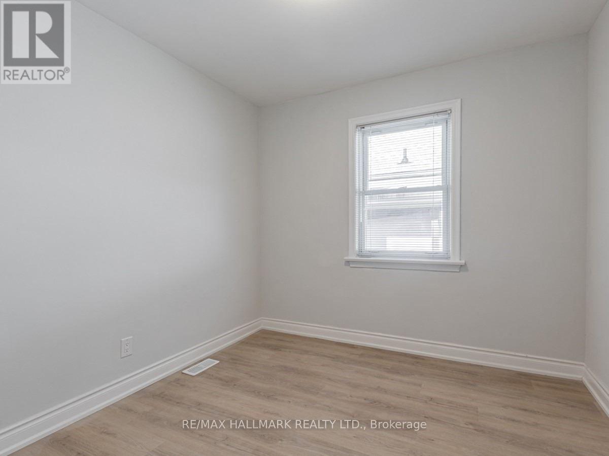 Main - 139 Flora Drive, Toronto, Ontario  M1P 1A7 - Photo 14 - E12569252