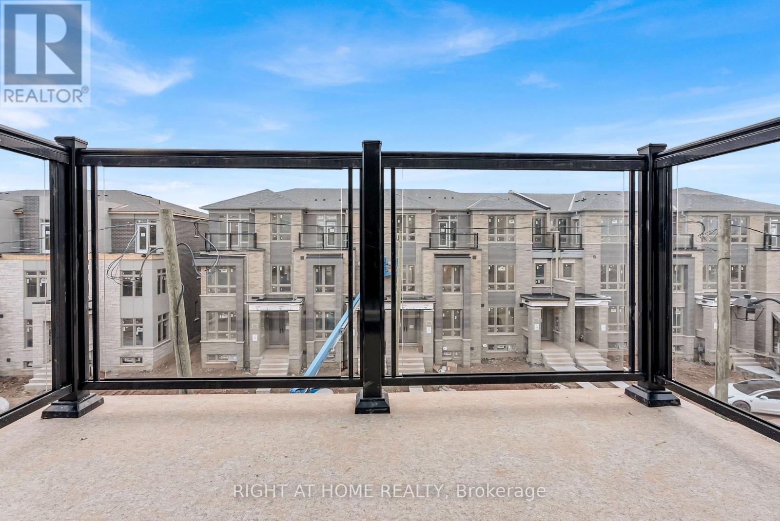 3319 Taha Gardens, Oakville, Ontario  L6M 5R9 - Photo 26 - W12569438