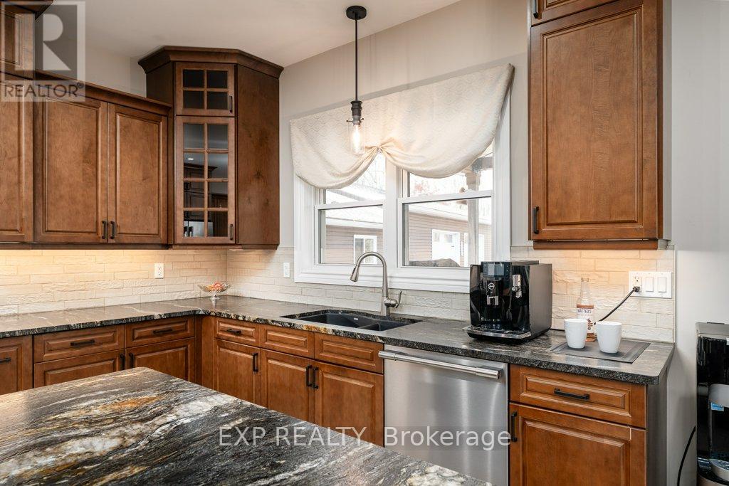 369 Station Road, Marmora And Lake, Ontario K0K 2M0 - Photo 12 - X12521828