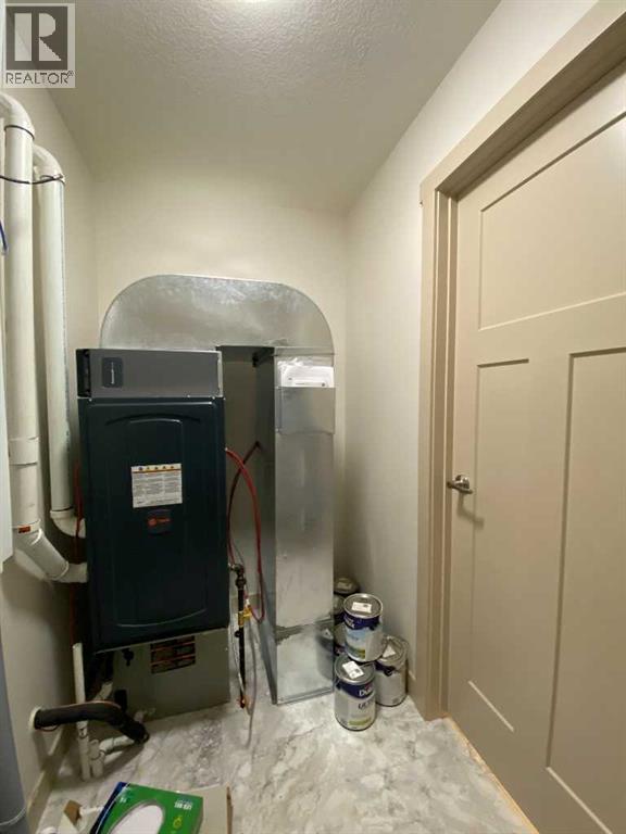 2131 128 Street, Blairmore, Alberta  T0K 0E0 - Photo 21 - A2253833