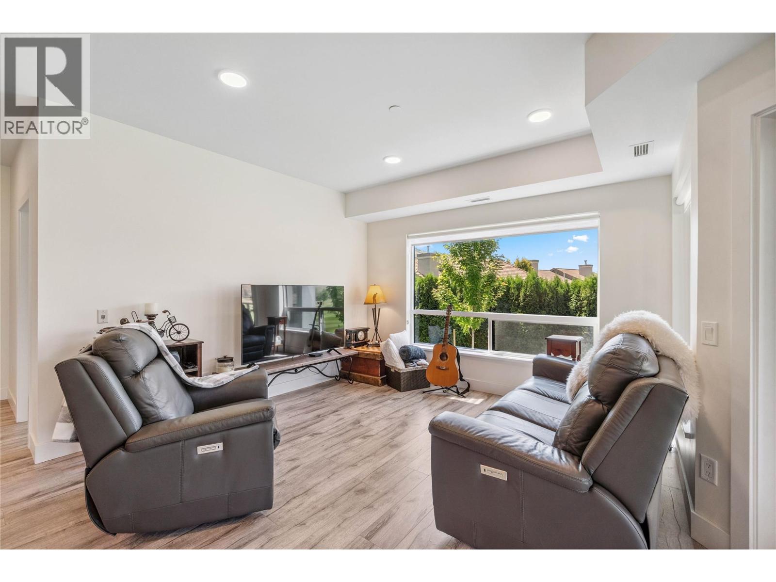 651 Dunes Drive Unit# 101, Kamloops, British Columbia  V2B 0K2 - Photo 5 - 10354829