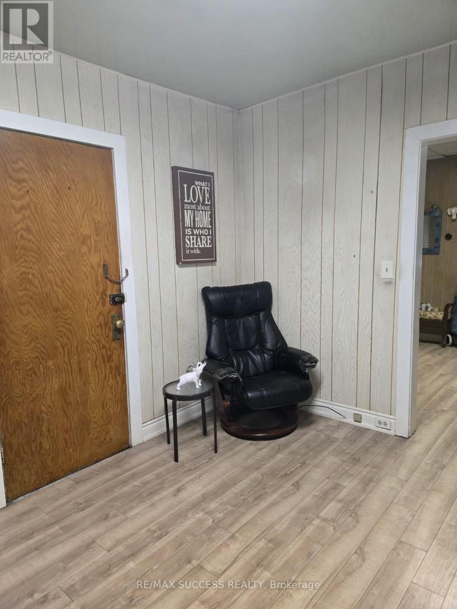 153 Barnesdale Avenue N, Hamilton, Ontario  L8L 6T1 - Photo 11 - X12569396