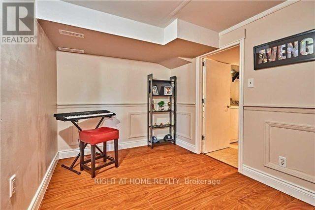 702 Brock Street S, Whitby, Ontario  L1N 4L2 - Photo 17 - E12566556