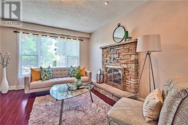 702 Brock Street S, Whitby, Ontario  L1N 4L2 - Photo 4 - E12566556