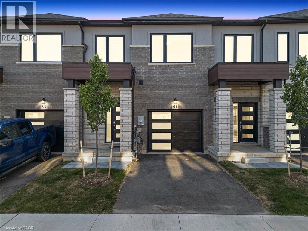 155 EQUESTRIAN Way Unit# 61, Cambridge, Ontario