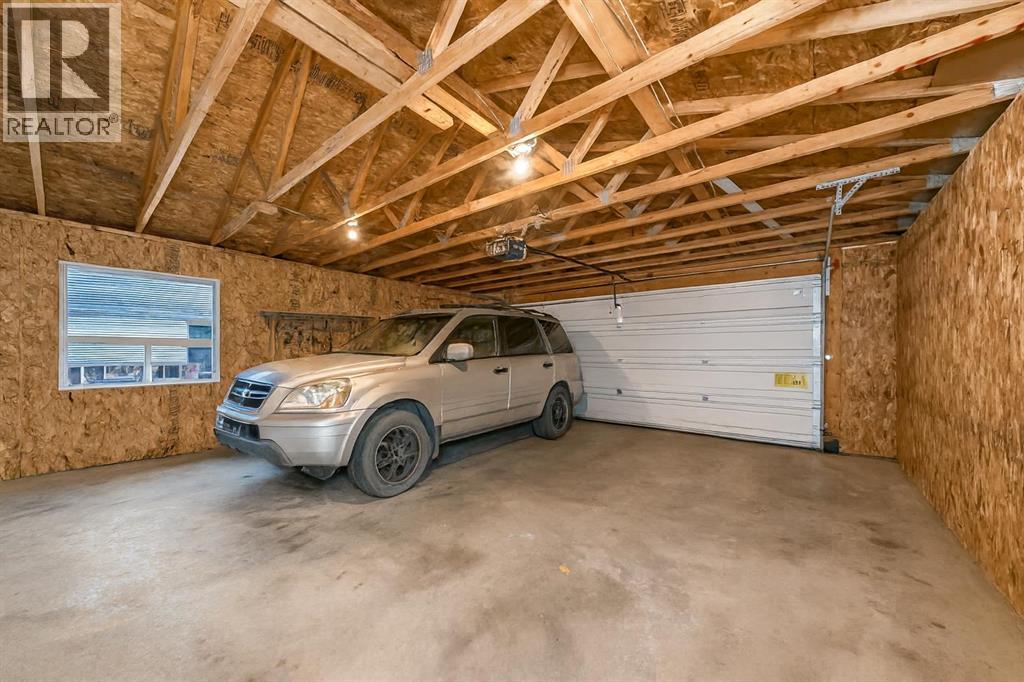 18 Crystal Shores Road, Okotoks, Alberta  T1S 2C6 - Photo 37 - A2272045