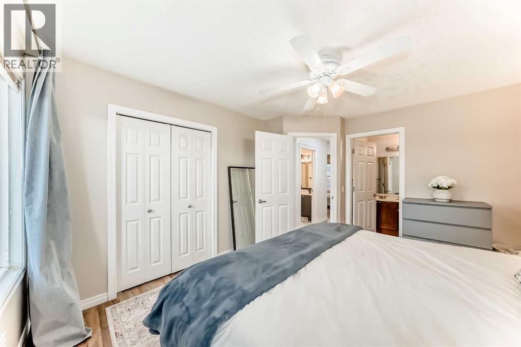 18 Crystal Shores Road, Okotoks, Alberta  T1S 2C6 - Photo 23 - A2272045