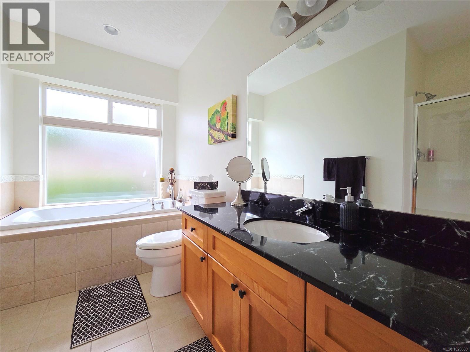 2040 Sussex Dr, Courtenay, British Columbia  V9N 3R3 - Photo 25 - 1020639