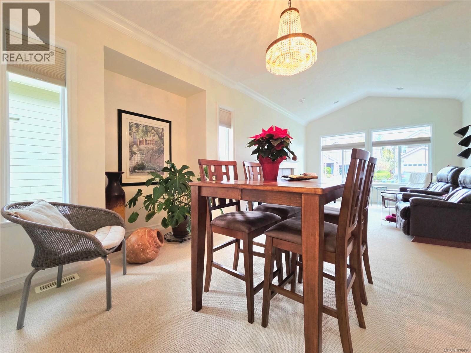 2040 Sussex Dr, Courtenay, British Columbia  V9N 3R3 - Photo 8 - 1020639