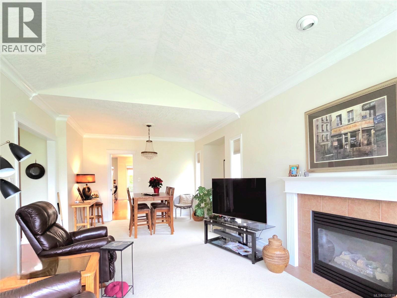 2040 Sussex Dr, Courtenay, British Columbia  V9N 3R3 - Photo 6 - 1020639