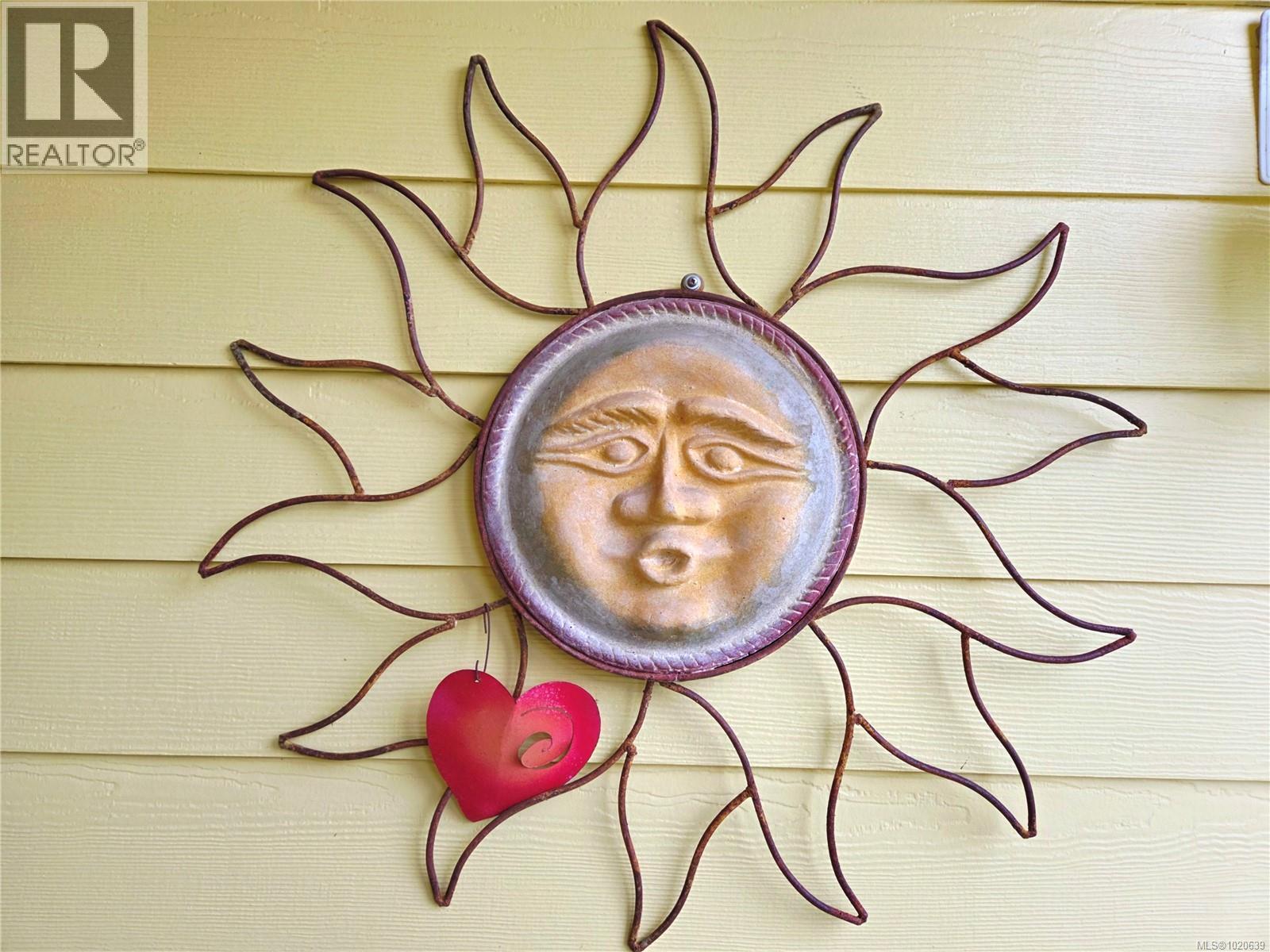 2040 Sussex Dr, Courtenay, British Columbia  V9N 3R3 - Photo 48 - 1020639