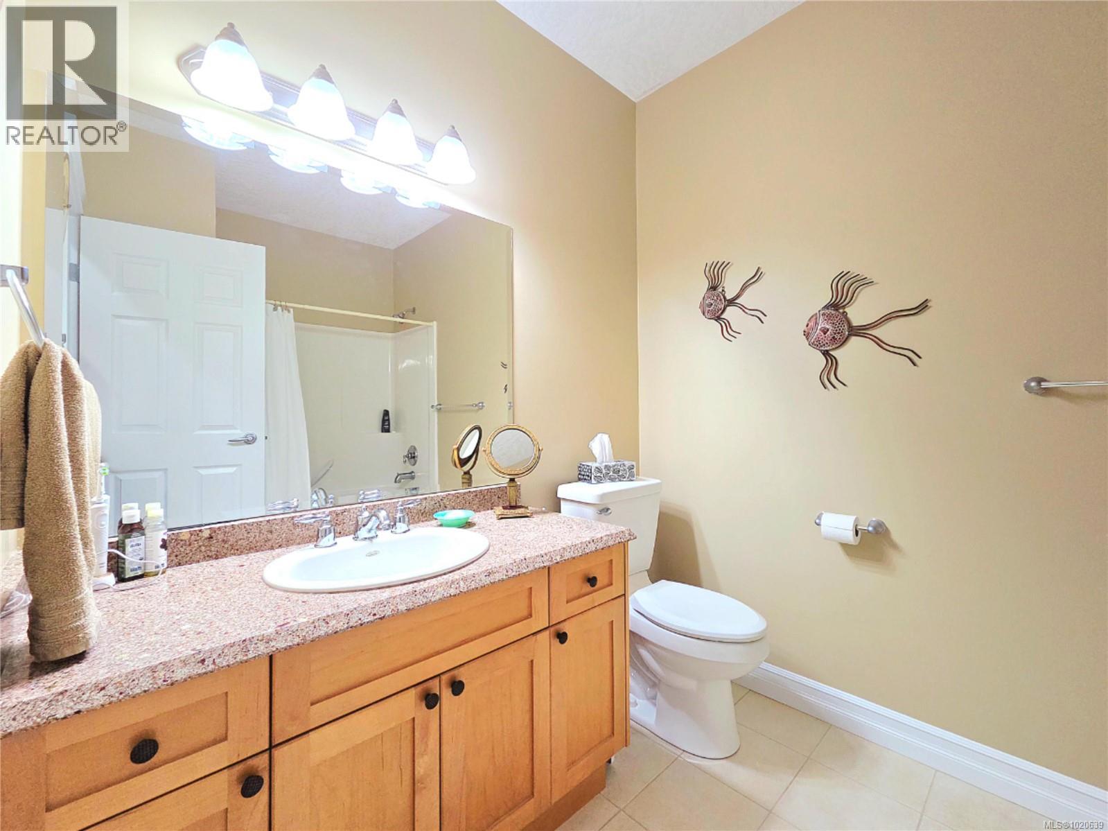 2040 Sussex Dr, Courtenay, British Columbia  V9N 3R3 - Photo 19 - 1020639