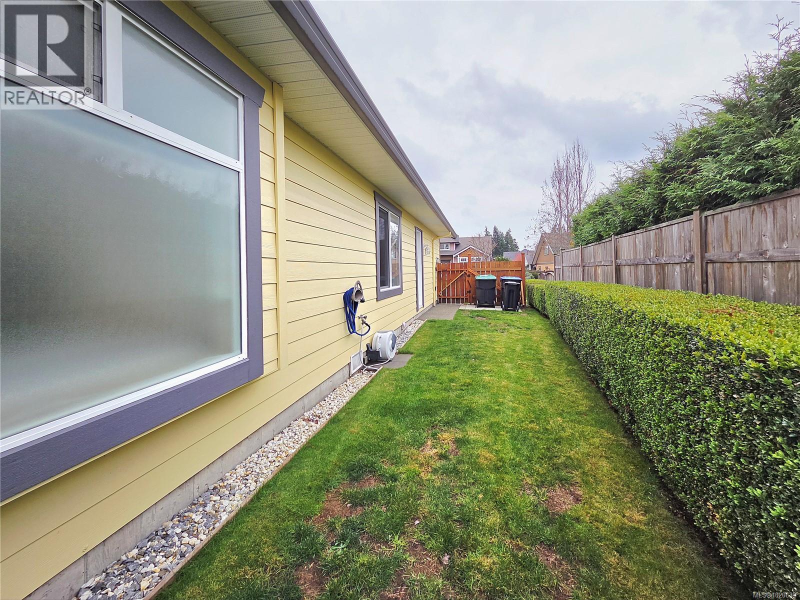 2040 Sussex Dr, Courtenay, British Columbia  V9N 3R3 - Photo 45 - 1020639