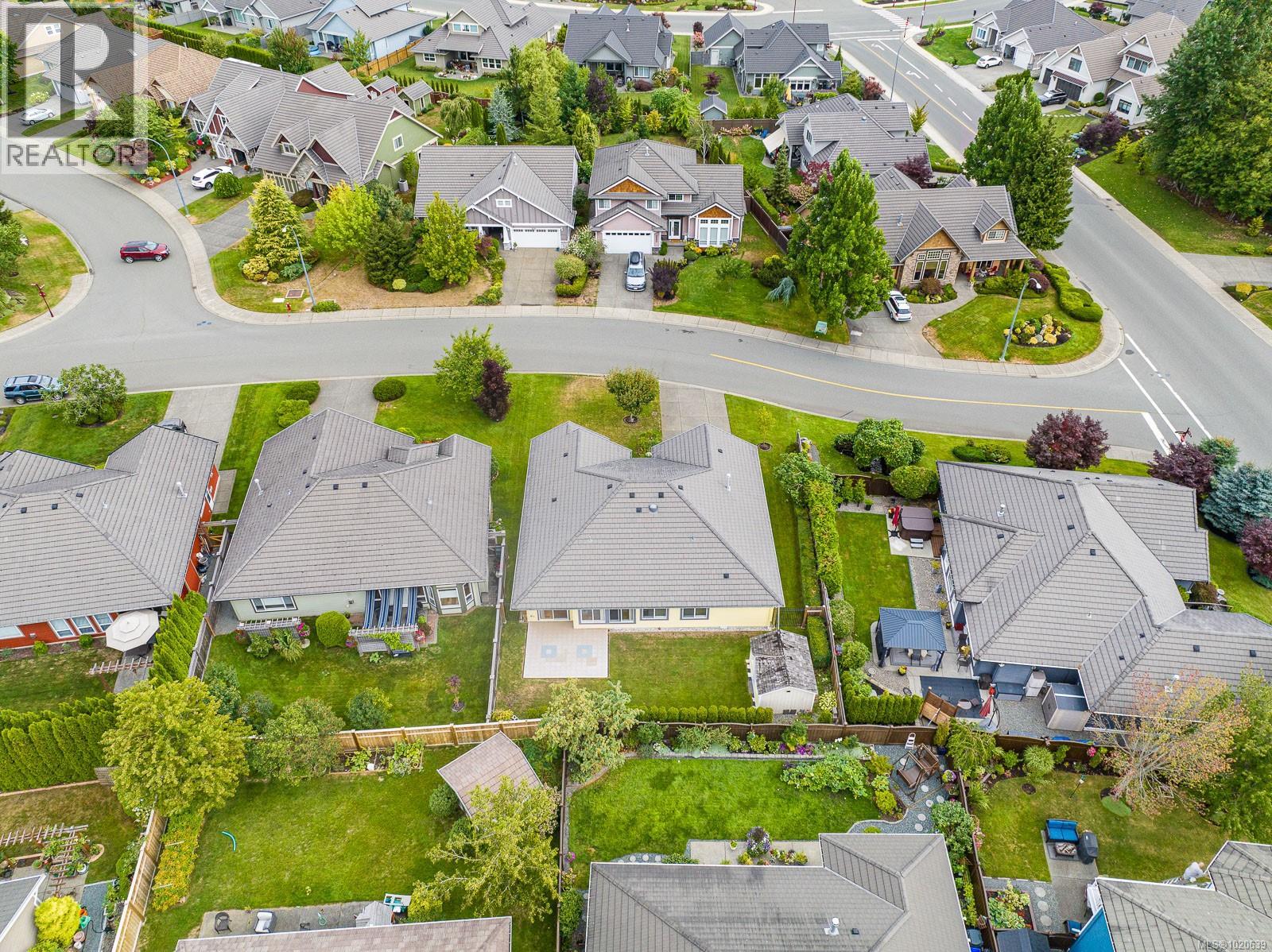 2040 Sussex Dr, Courtenay, British Columbia  V9N 3R3 - Photo 53 - 1020639