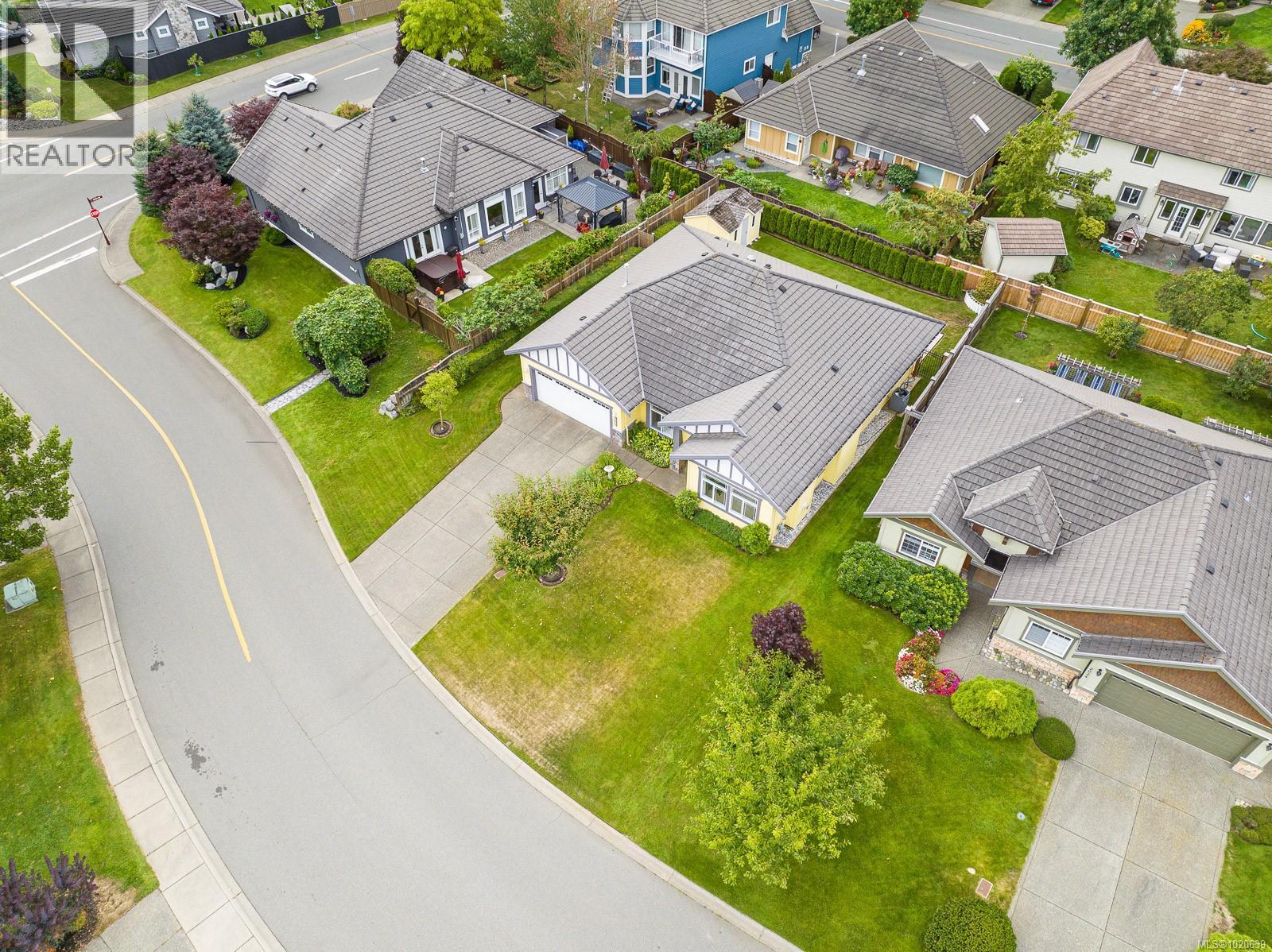 2040 Sussex Dr, Courtenay, British Columbia  V9N 3R3 - Photo 52 - 1020639