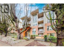 307 159 W 22ND STREET, North Vancouver, British Columbia