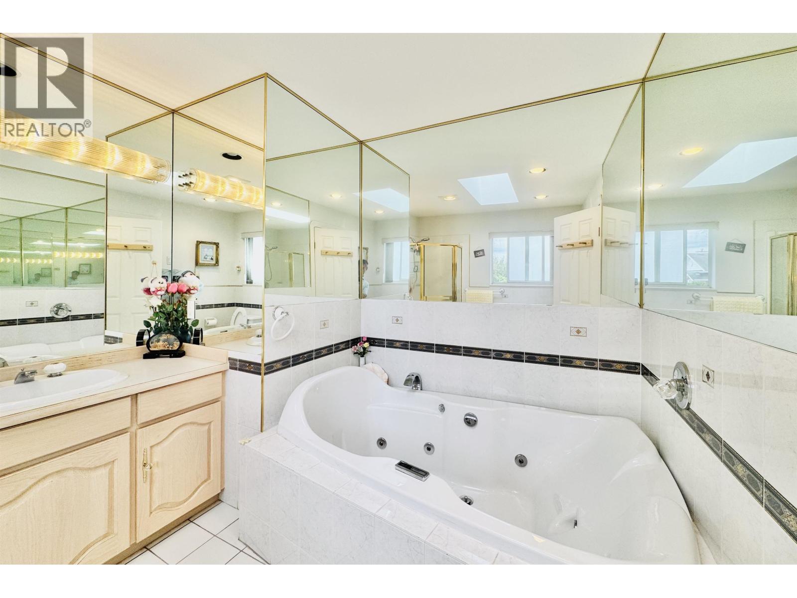 7091 Sussex Avenue, Burnaby, British Columbia  V5J 3V4 - Photo 19 - R3055178