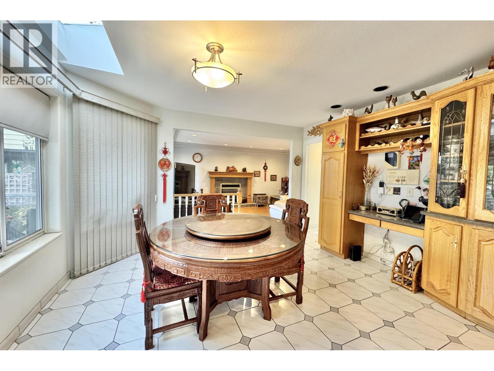 7091 Sussex Avenue, Burnaby, British Columbia  V5J 3V4 - Photo 13 - R3055178