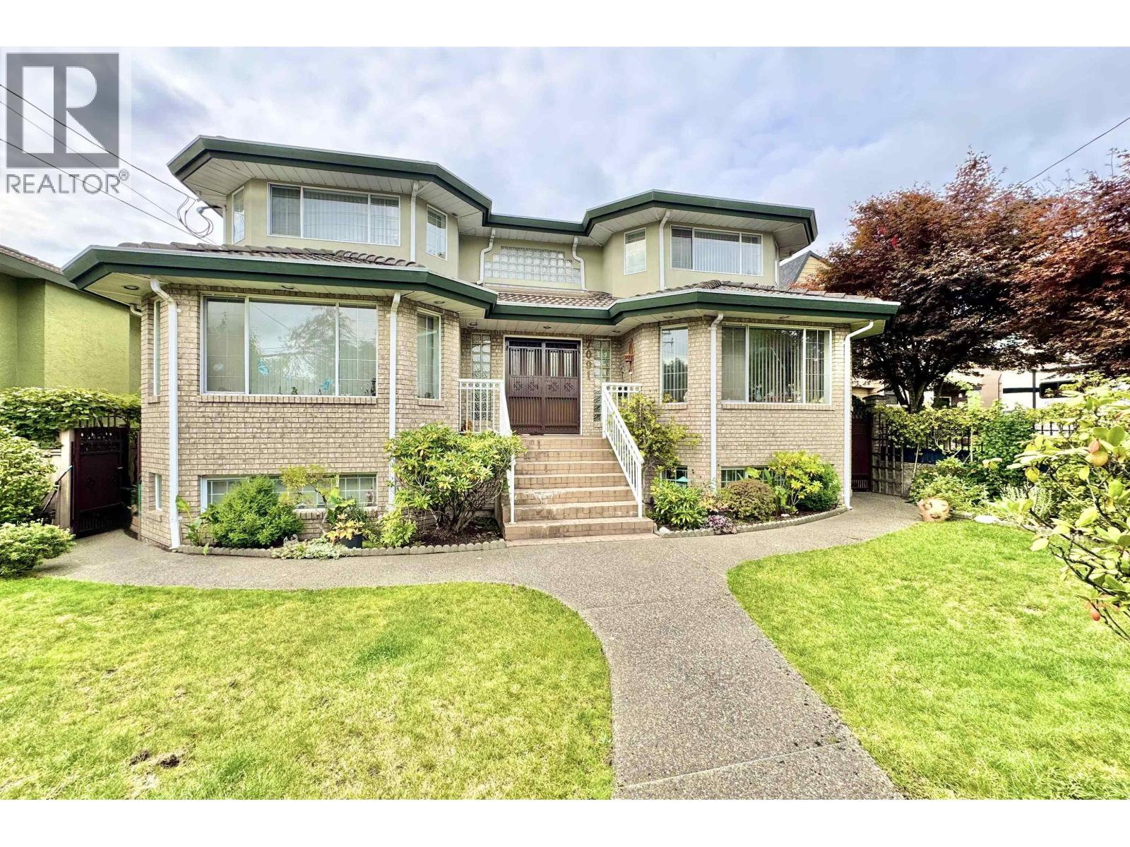 7091 SUSSEX AVENUE, Burnaby, British Columbia