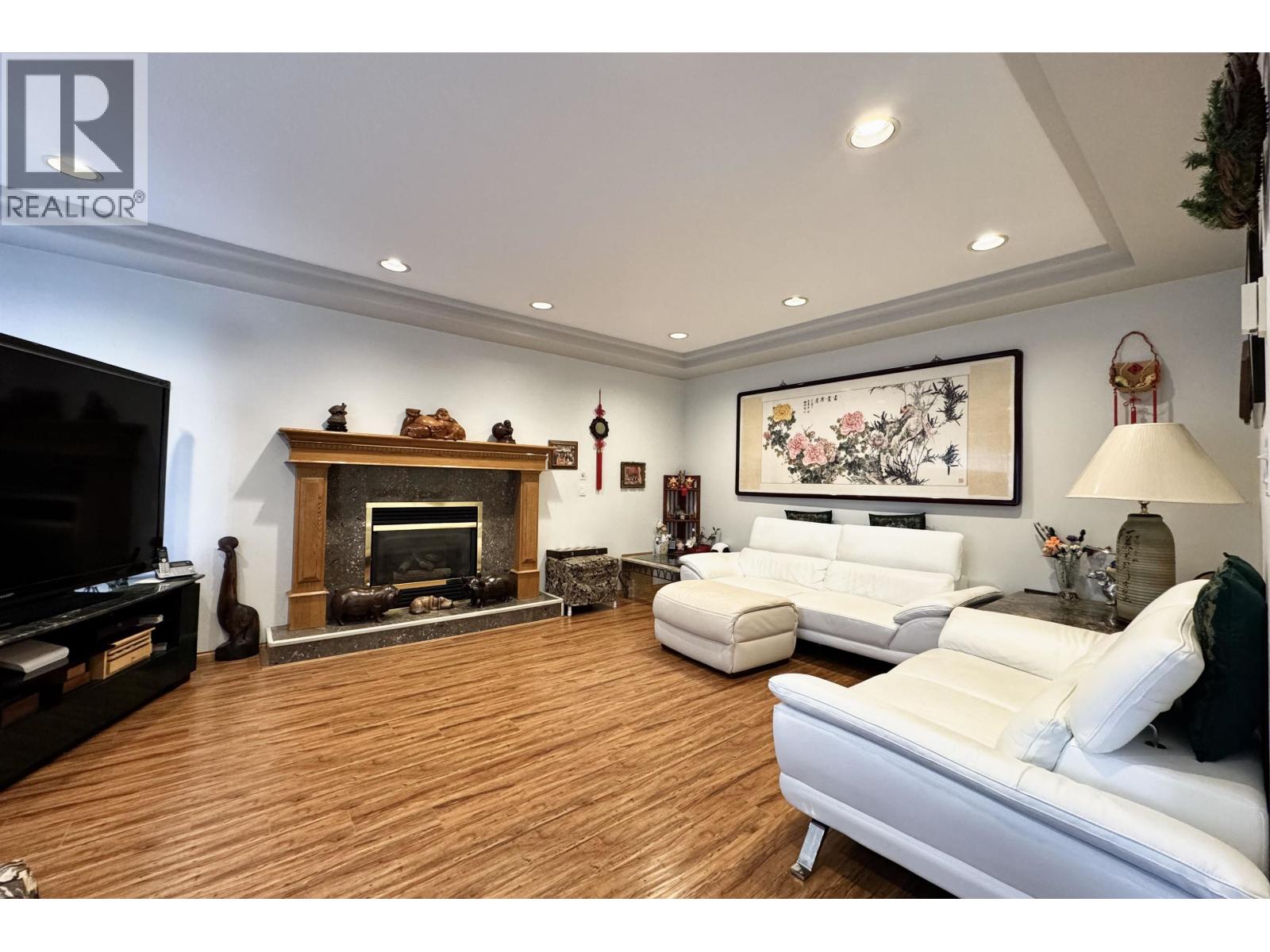 7091 Sussex Avenue, Burnaby, British Columbia  V5J 3V4 - Photo 12 - R3055178