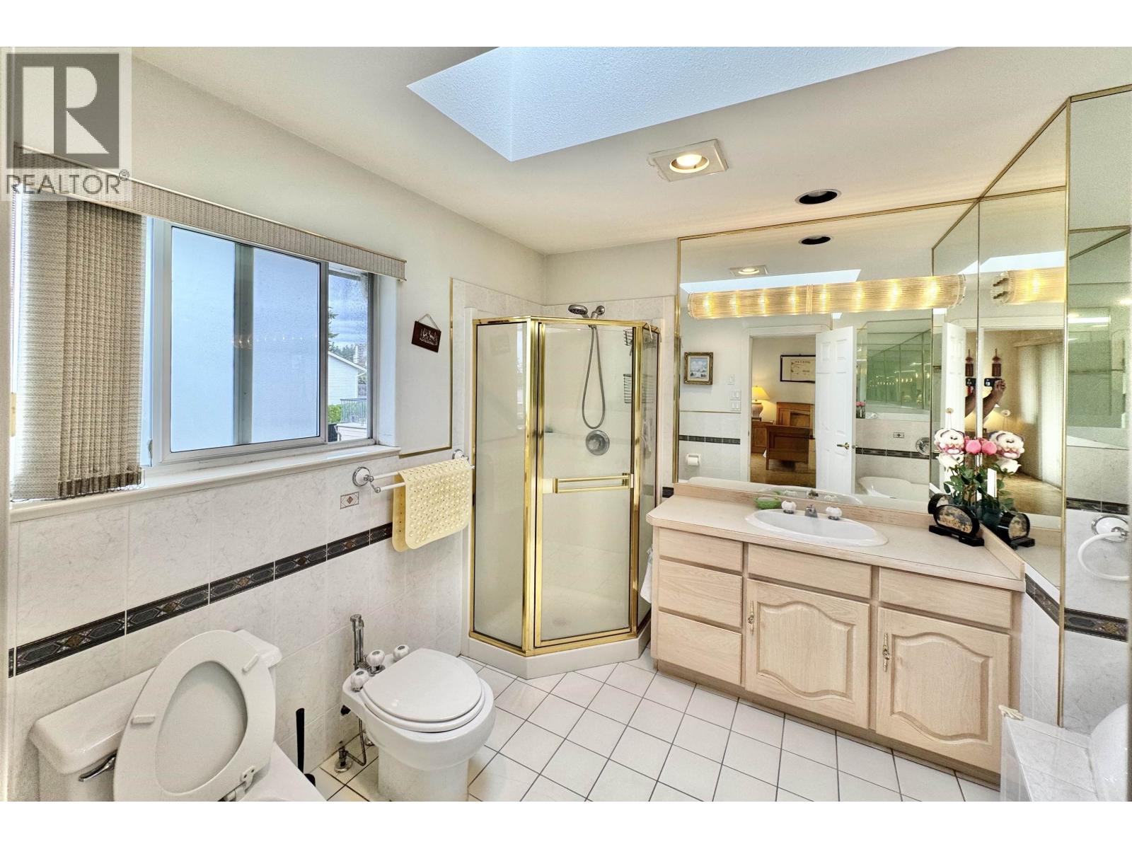 7091 Sussex Avenue, Burnaby, British Columbia  V5J 3V4 - Photo 18 - R3055178