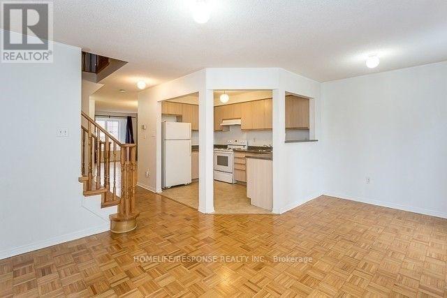 9 - 120 Railroad Street, Brampton, Ontario  L6X 5A1 - Photo 7 - W12460626