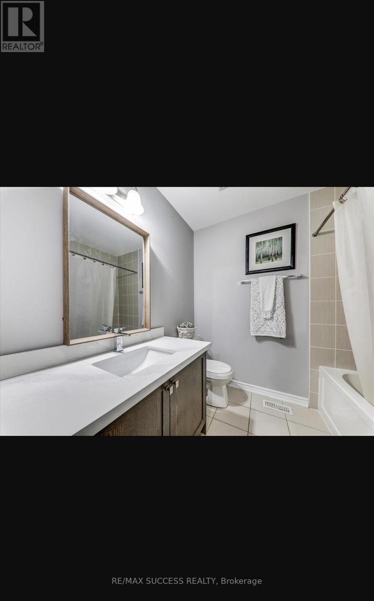 2339 Usman Road, Pickering, Ontario  L1X 0E1 - Photo 10 - E12569460