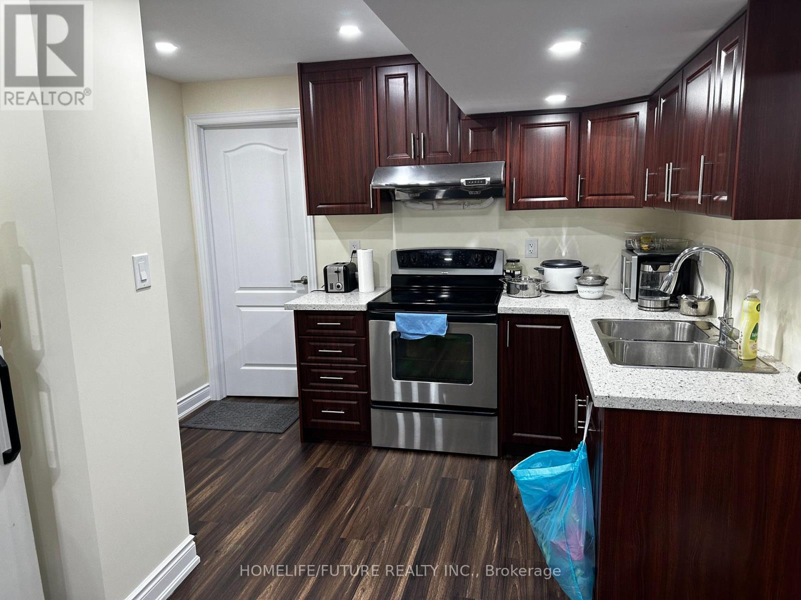 Basment - 426 Wycliffe Avenue, Vaughan, Ontario  L4L 3P4 - Photo 10 - N12569450