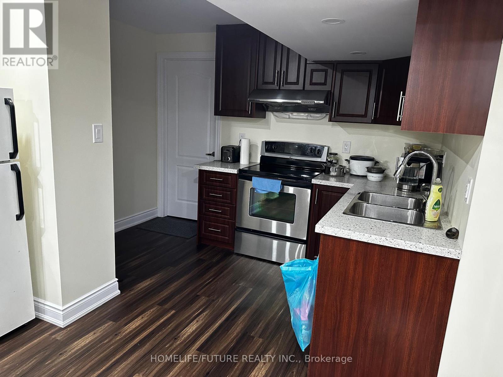 Basment - 426 Wycliffe Avenue, Vaughan, Ontario  L4L 3P4 - Photo 4 - N12569450