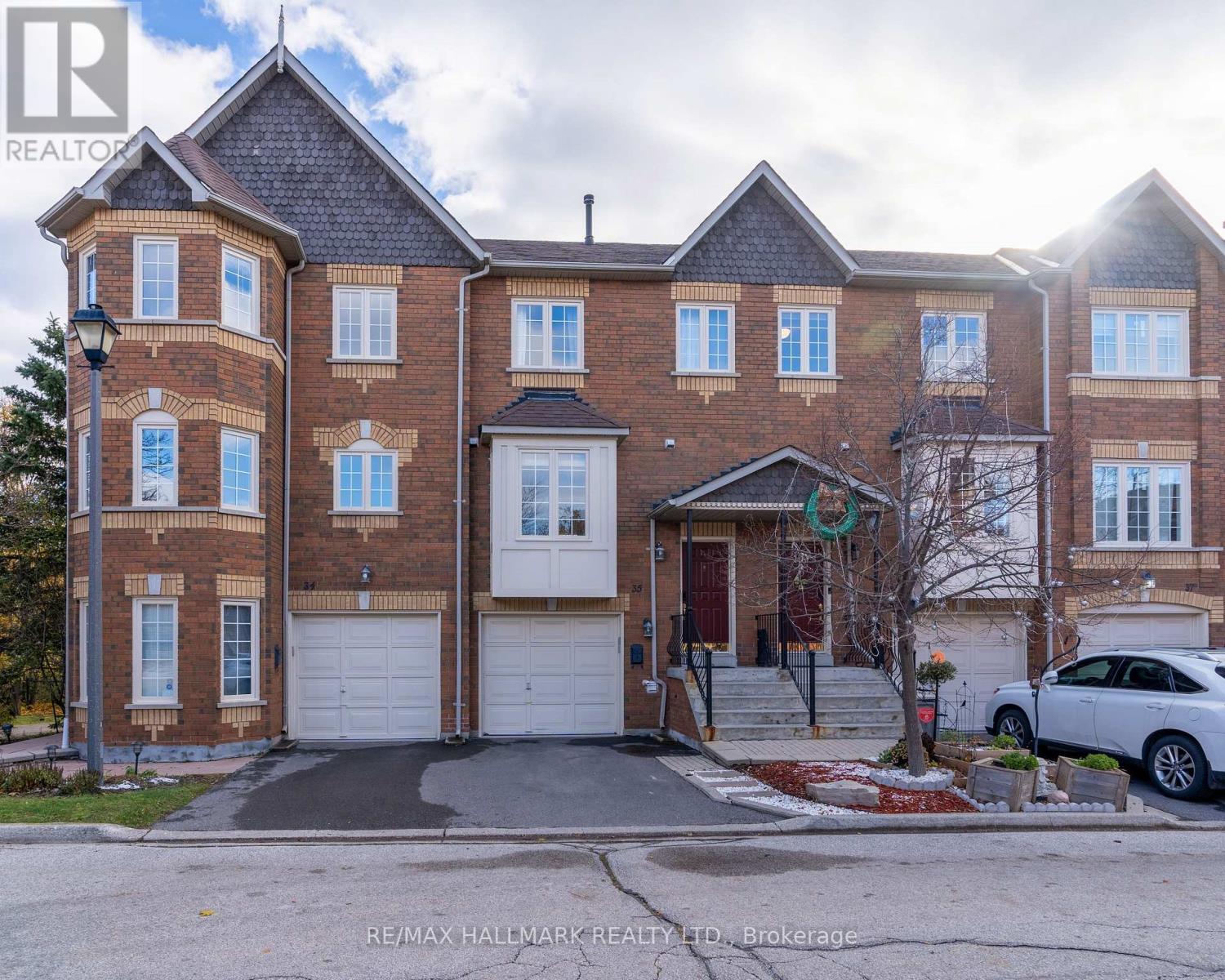 35 - 95 WELDRICK ROAD E, Richmond Hill, Ontario
