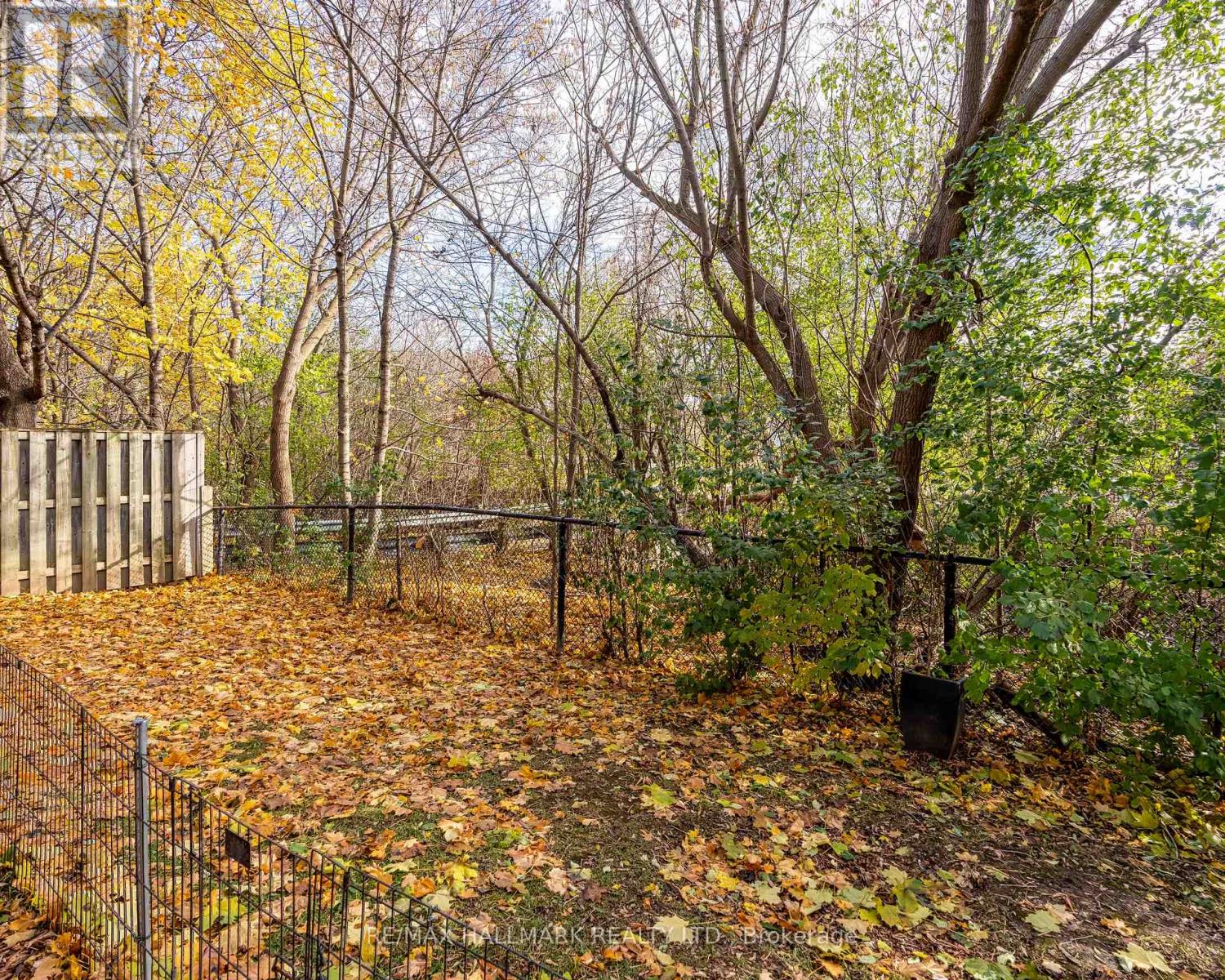 35 - 95 Weldrick Road E, Richmond Hill, Ontario  L4C 0H6 - Photo 28 - N12569464