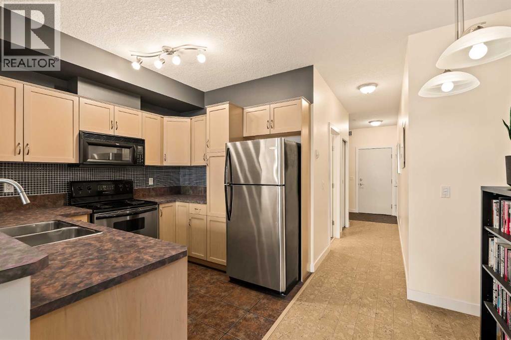311, 208 Holy Cross Lane Sw, Calgary, Alberta  T2S 3G3 - Photo 3 - A2271790
