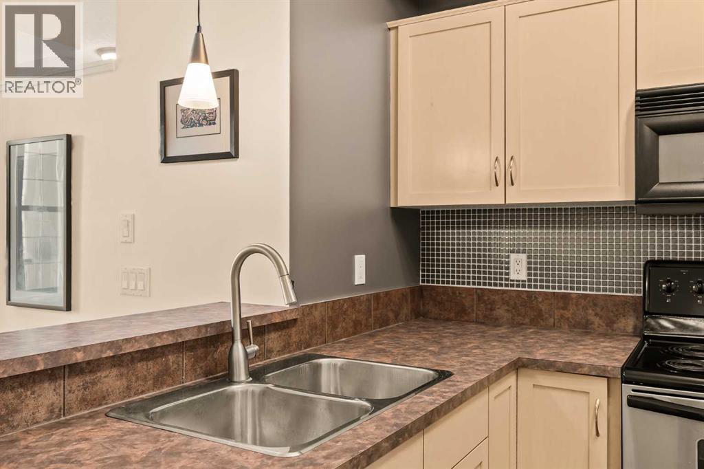 311, 208 Holy Cross Lane Sw, Calgary, Alberta  T2S 3G3 - Photo 6 - A2271790