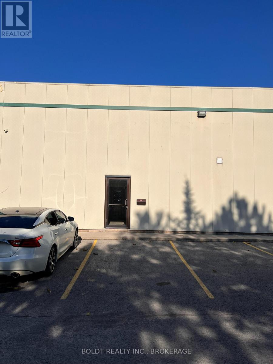 Unit B - 766 York Road, Niagara-On-The-Lake, Ontario  L0S 1J0 - Photo 3 - X12569518