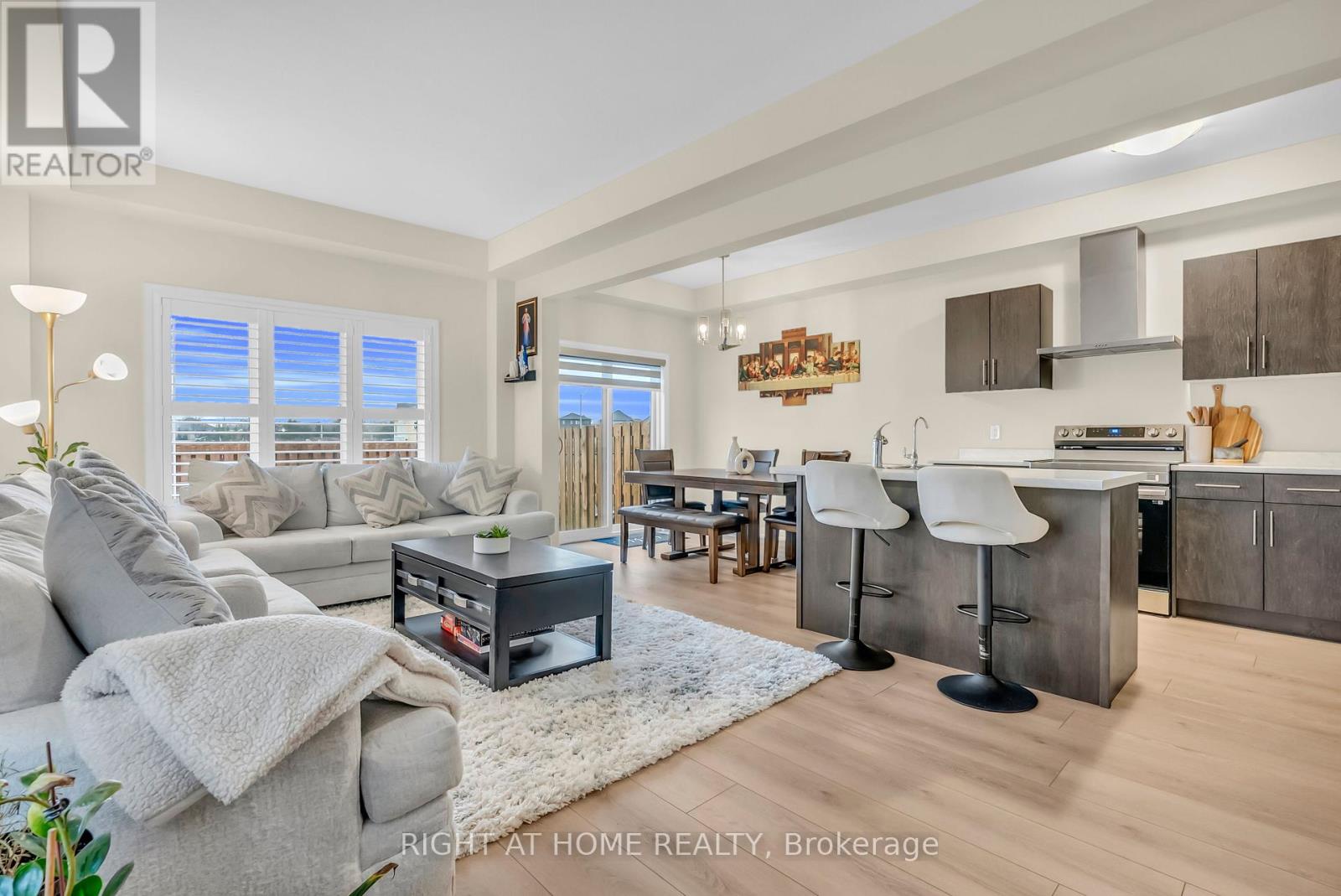 4 West Creek Court, Welland, Ontario  L3C 0K8 - Photo 7 - X12569466